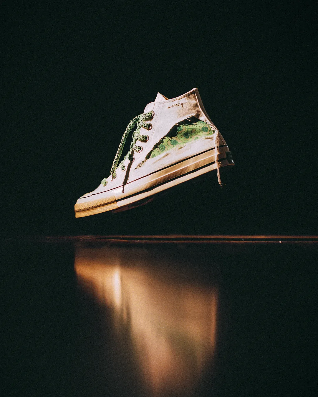 Édition limitée de la collection Converse x Dr. Woo