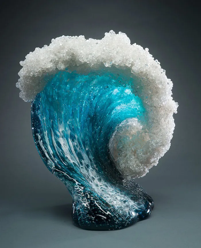 Vague et océan, verre sculpté © Blaker – DeSomma