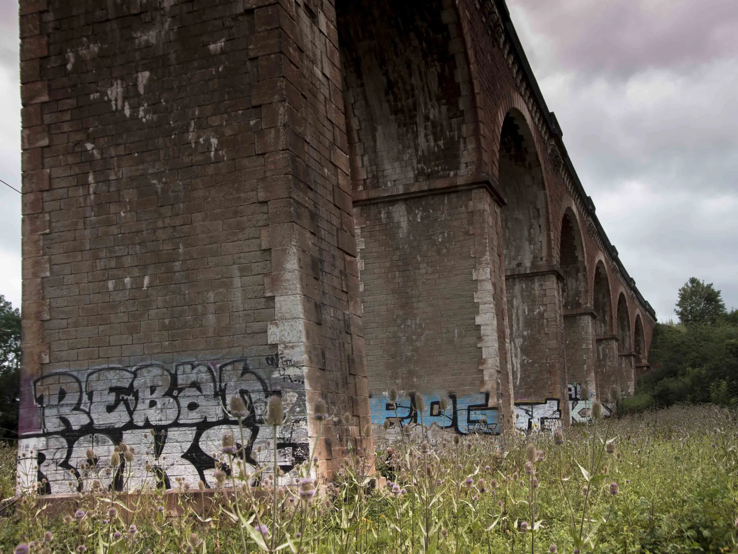 Pont SNCF Rodez street art