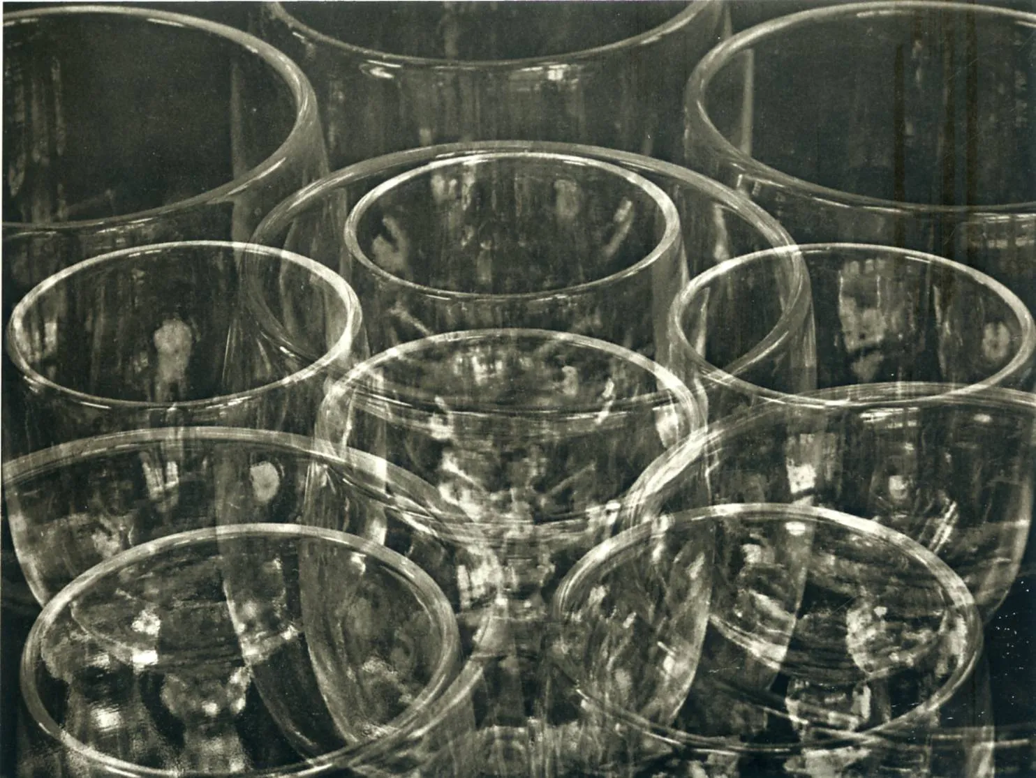 Verres, Tina Modotti, 1925