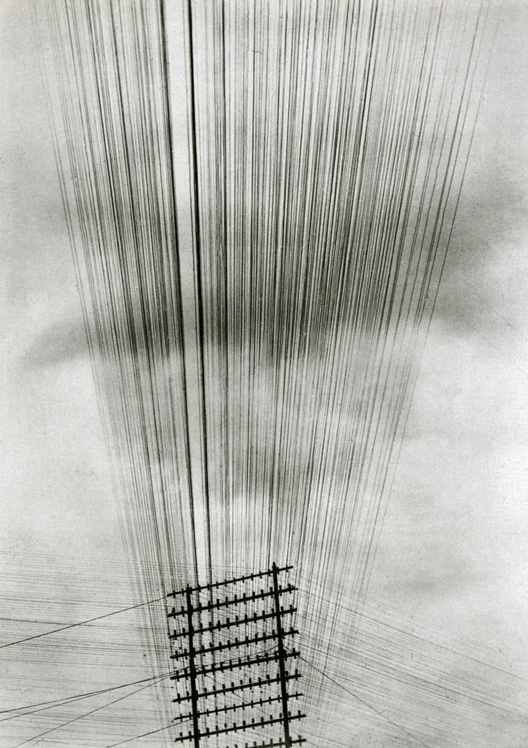 Fils de télégraphe, Tina Modotti, 1925